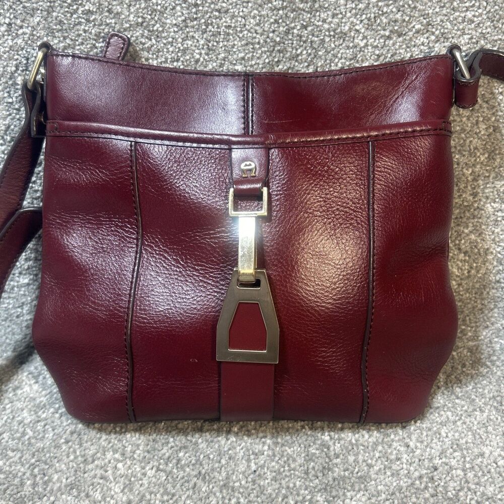 Etienne Aigner Vintage Oxblood Leather Crossbody Bag Gold Logo Classic